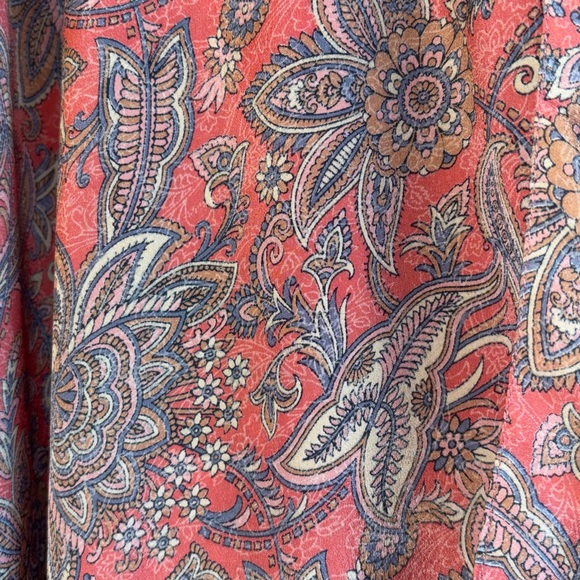 NWOT KARMA HIGHWAY true wrap skirt OSFM. Beautiful slinky material with Paisley’ - Picture 4 of 11